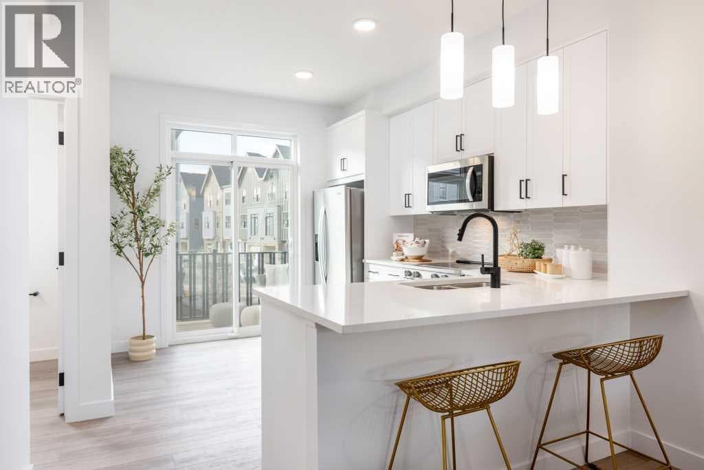 702, 437 Alpine Avenue SW