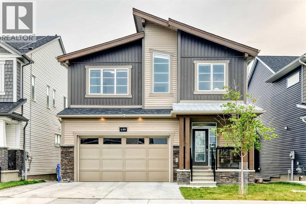 149 Carrington Crescent NW