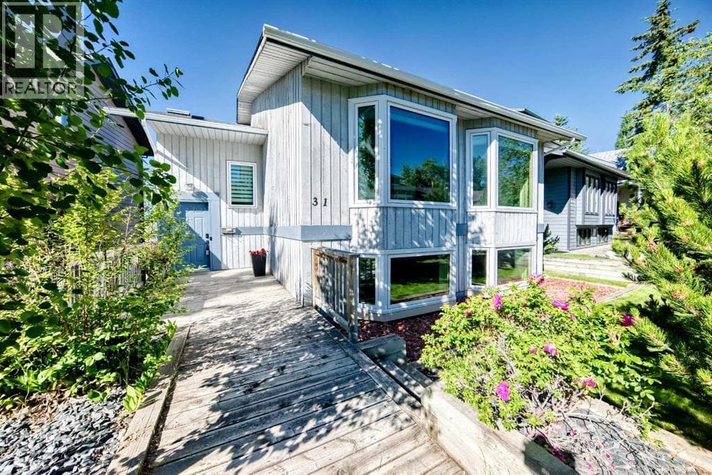 31 Ranchridge Way NW