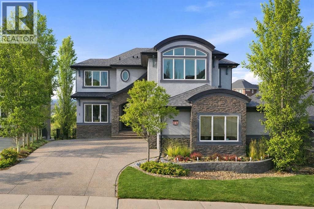 187 Cranarch Circle SE