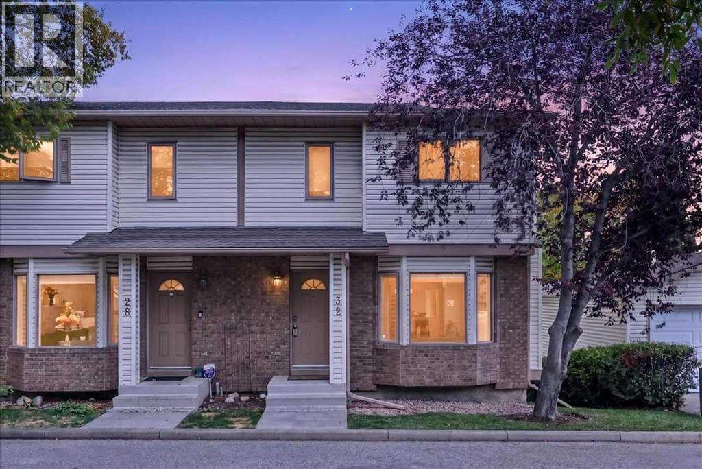 32 Patina Park SW
