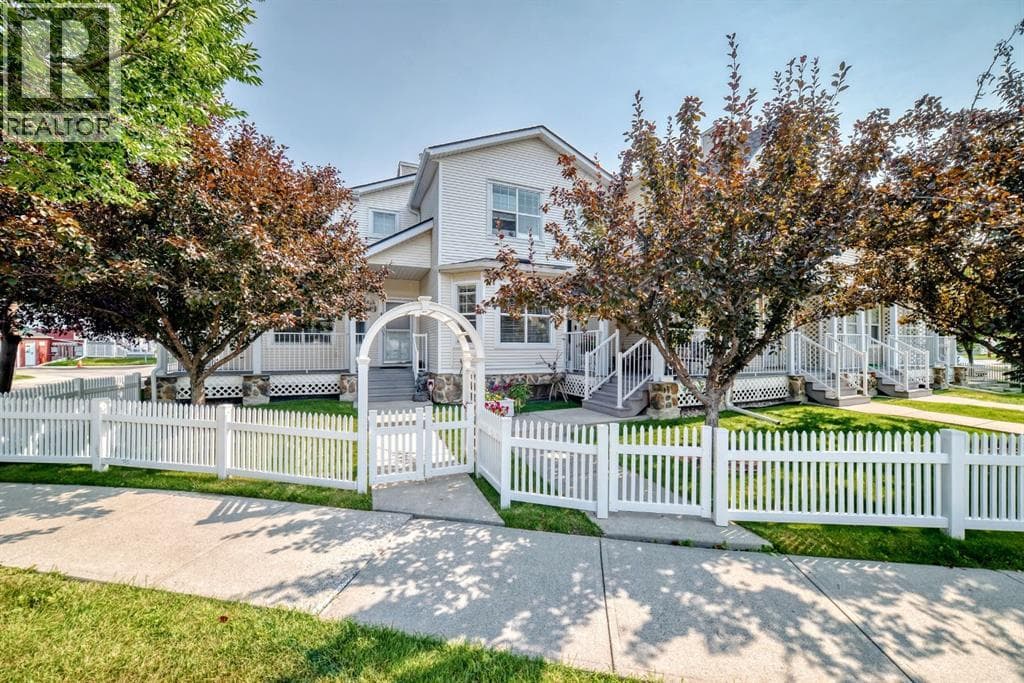 38 Country Village Landing NE