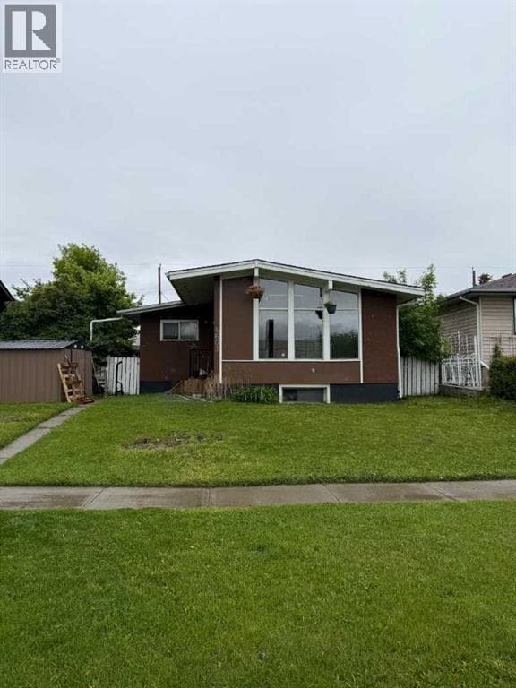 4603 Edmonton Trail NE