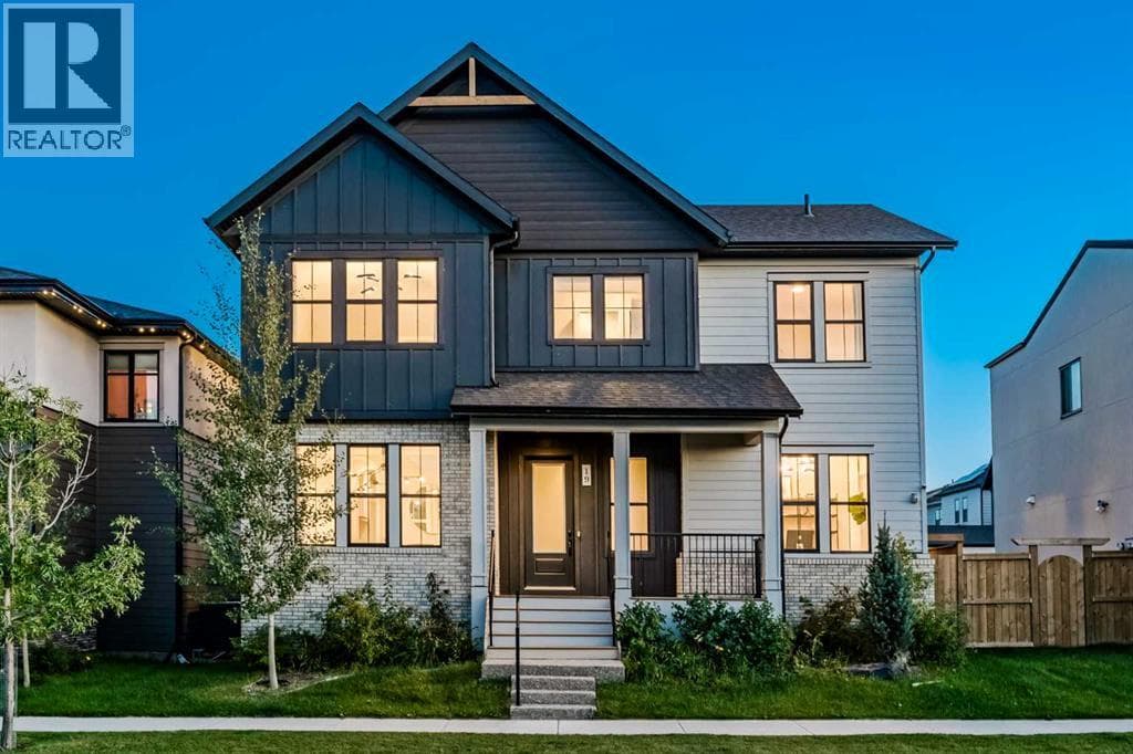 19 Bluerock Avenue SW