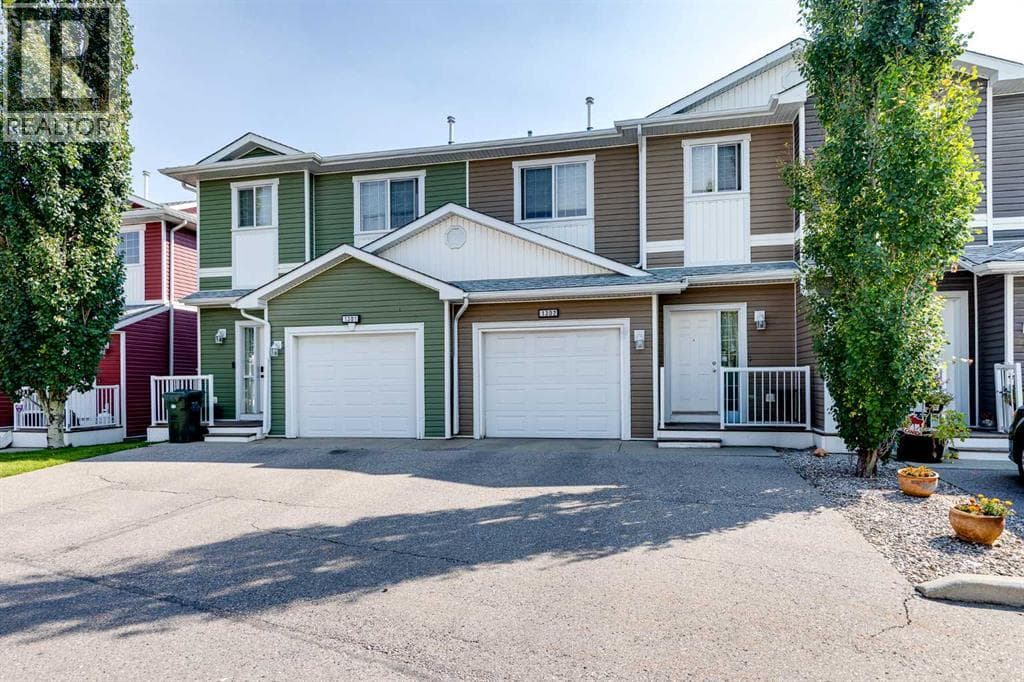 1302, 800 Yankee Valley Boulevard SE