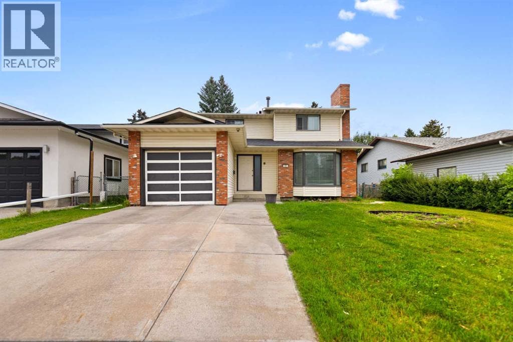 51 castlebury Way NE