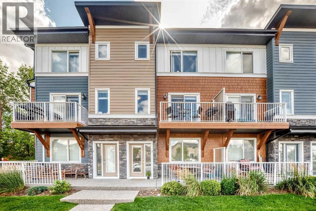 2, 111 Rainbow Falls Gate