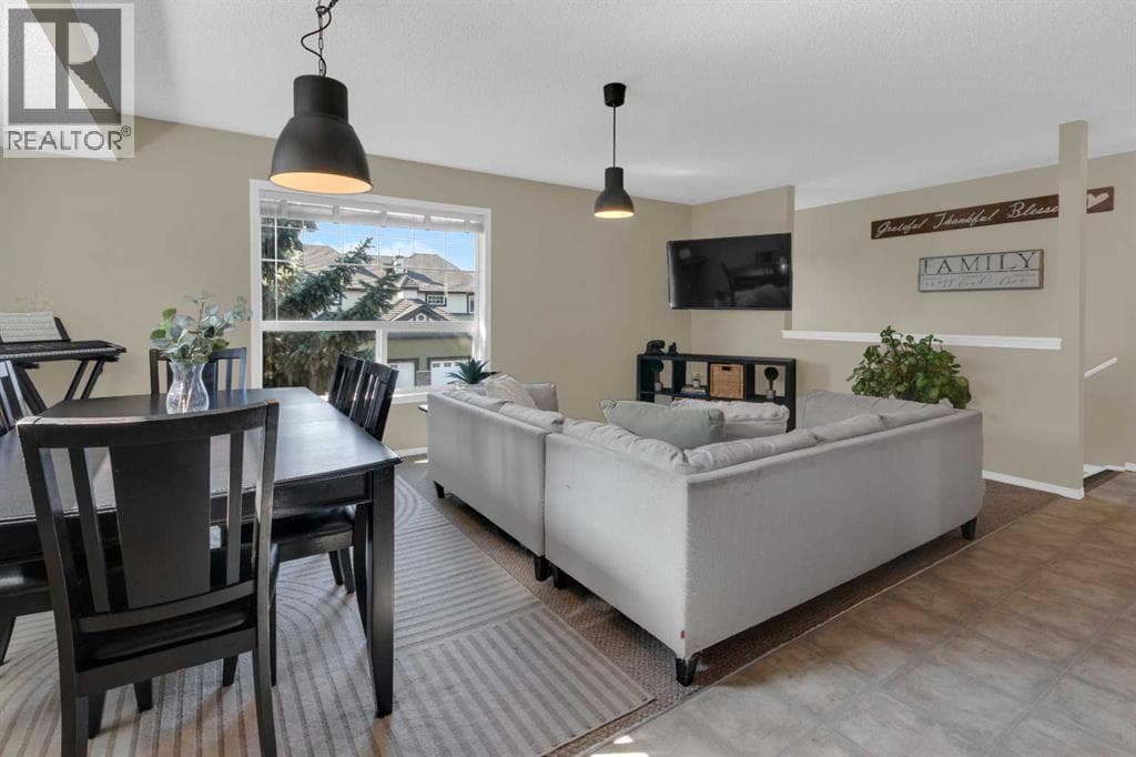 411, 140 Sagewood Boulevard SW