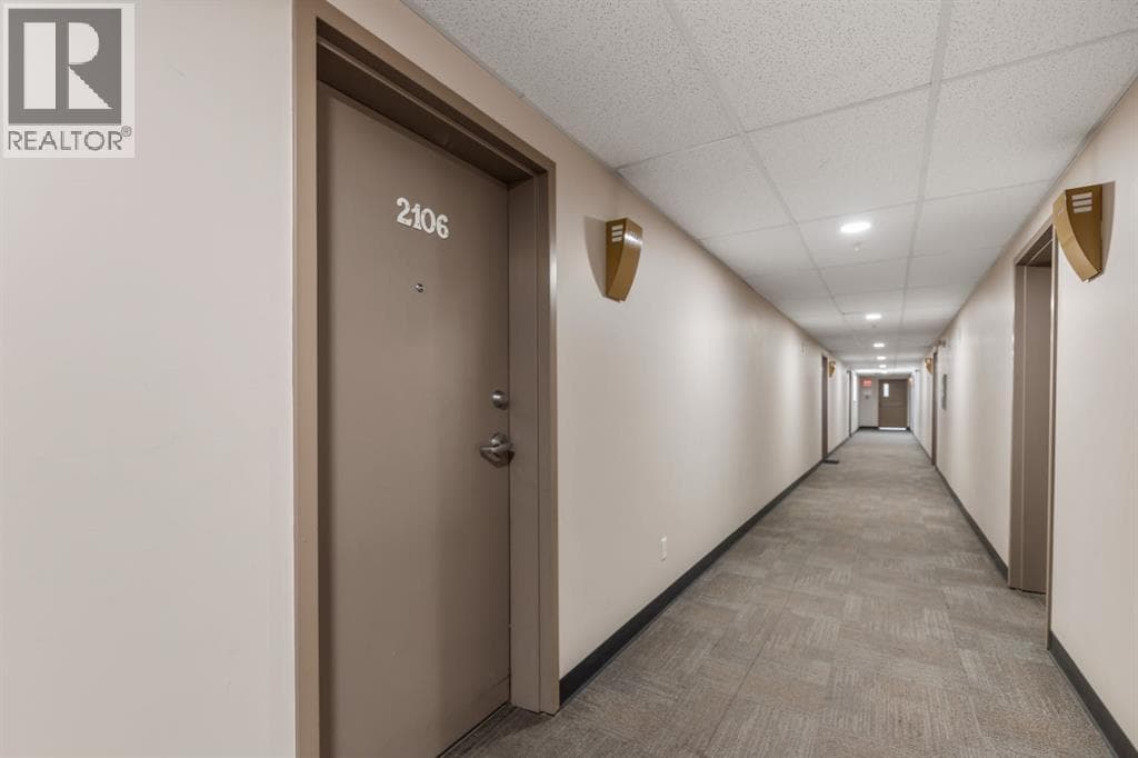 2106, 700 Willowbrook Road NW