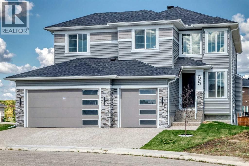 65 Lakes Estates Circle
