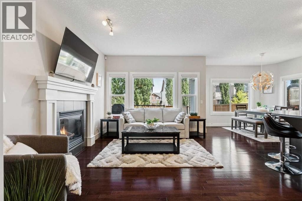 90 Sage Valley Road NW