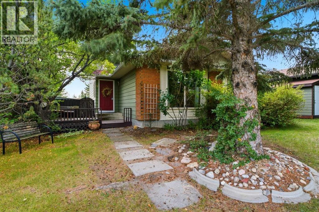 7 Glenport Road E