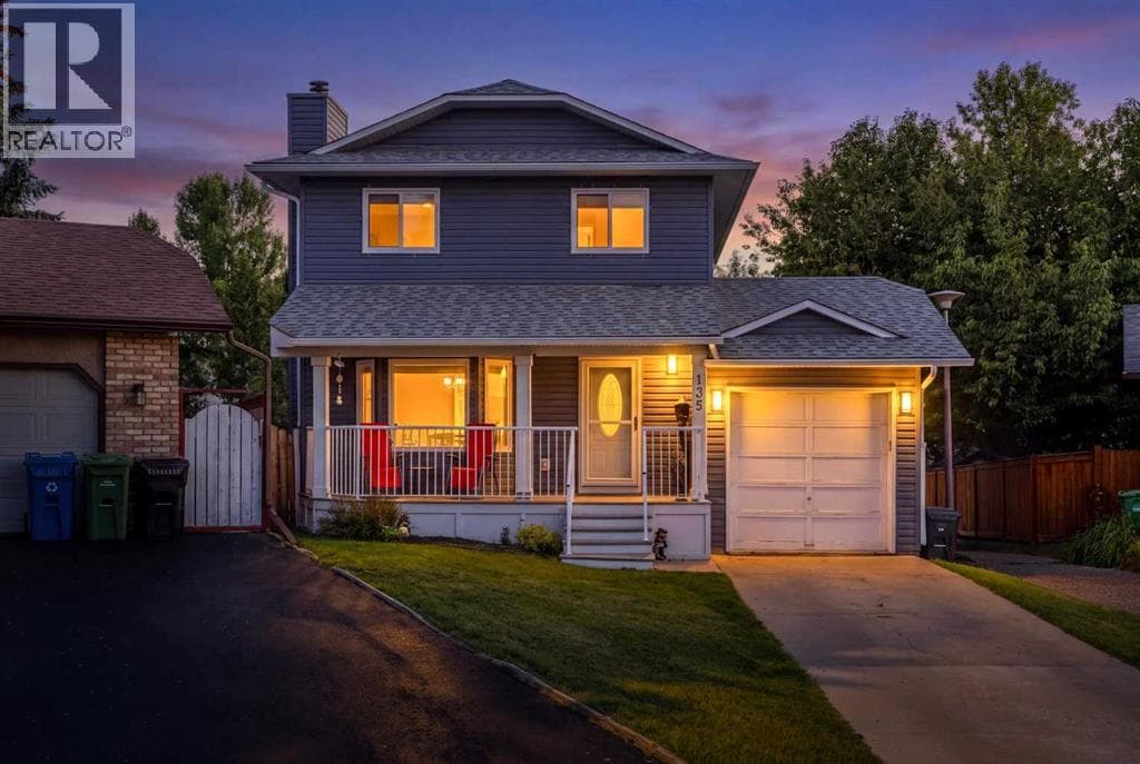 135 Sandarac Place NW
