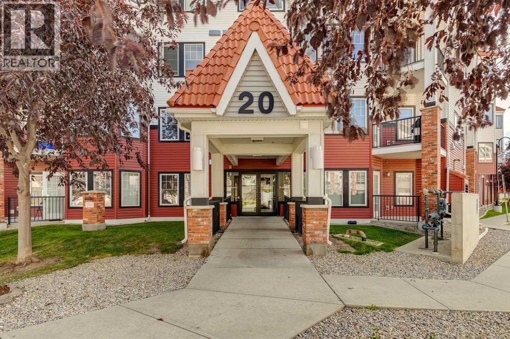 222, 20 Royal Oak Plaza NW