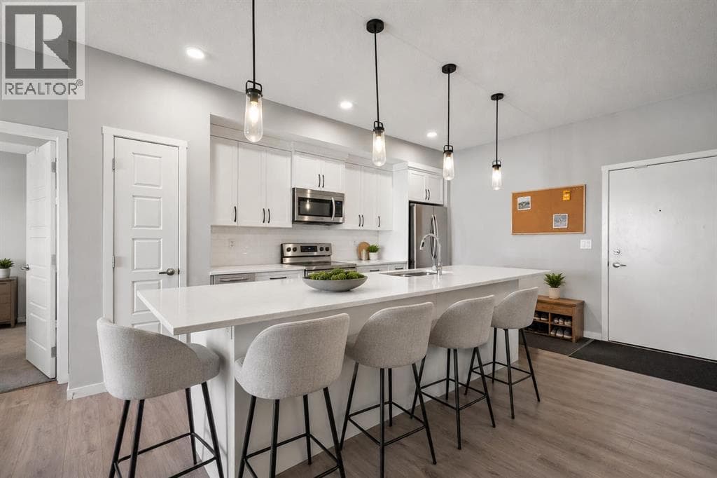 411, 4350 Seton Drive SE