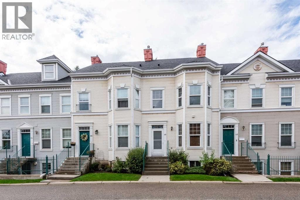 46 Prestwick Gardens SE