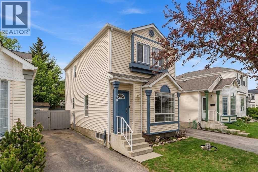 90 Coventry Lane NE