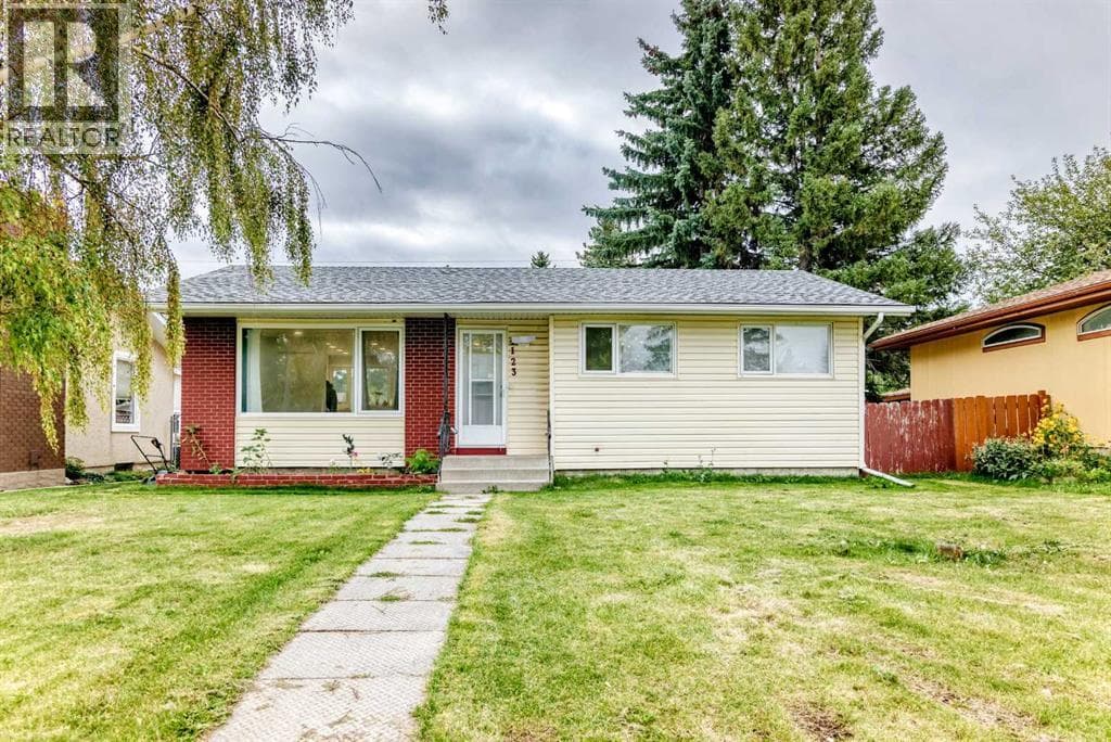 4123 Maryvale Drive NE
