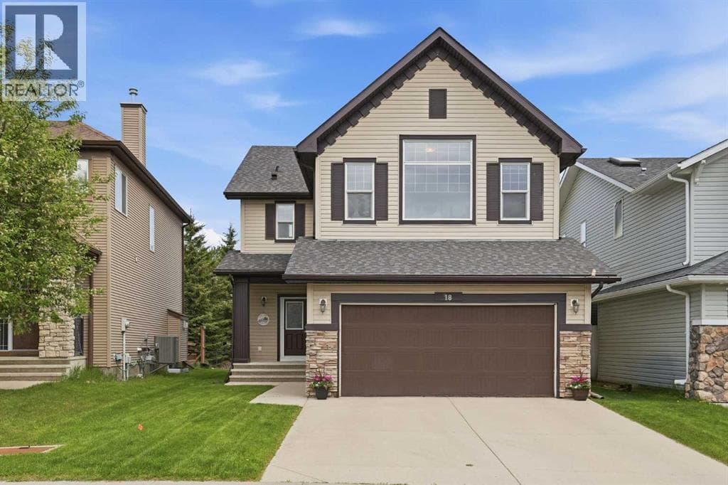18 Drake Landing Crescent