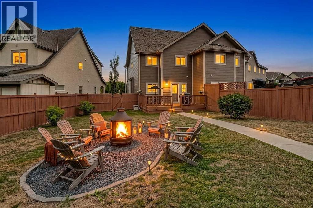53 Mahogany Point SE