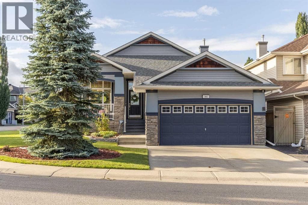 16 Royal oak Heights NW