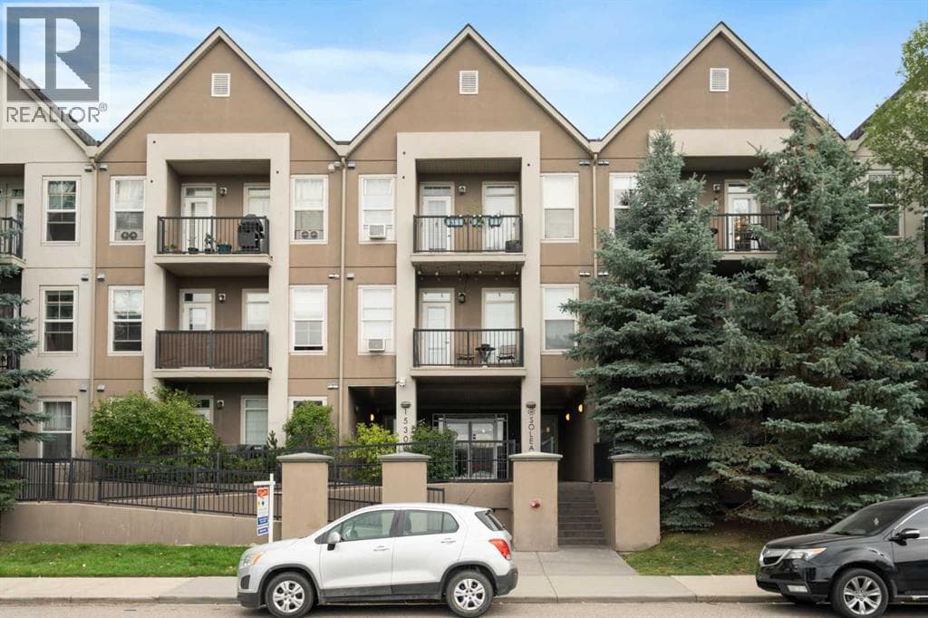 210, 15304 Bannister Road SE