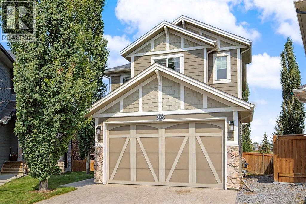 125 Williamstown Green NW