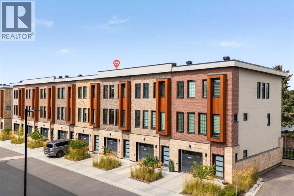 206, 81 Greenbriar Place NW
