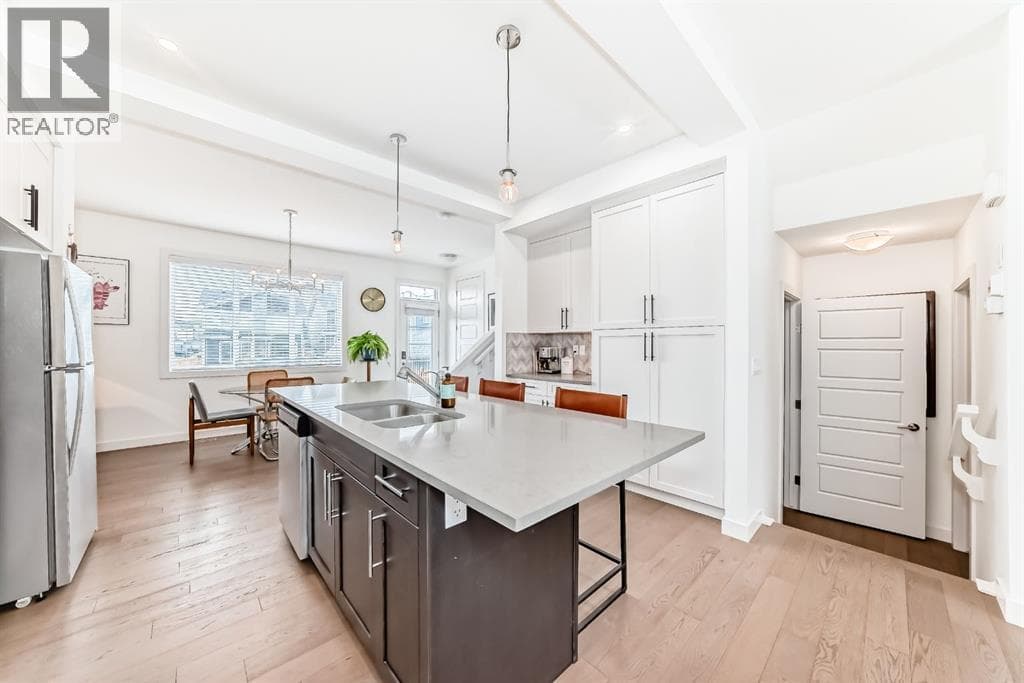 38 Precedence Glen