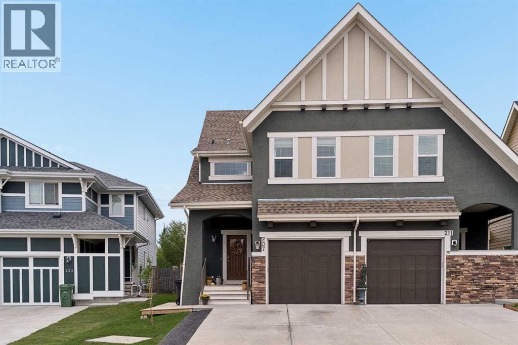 207 Mahogany Grove SE