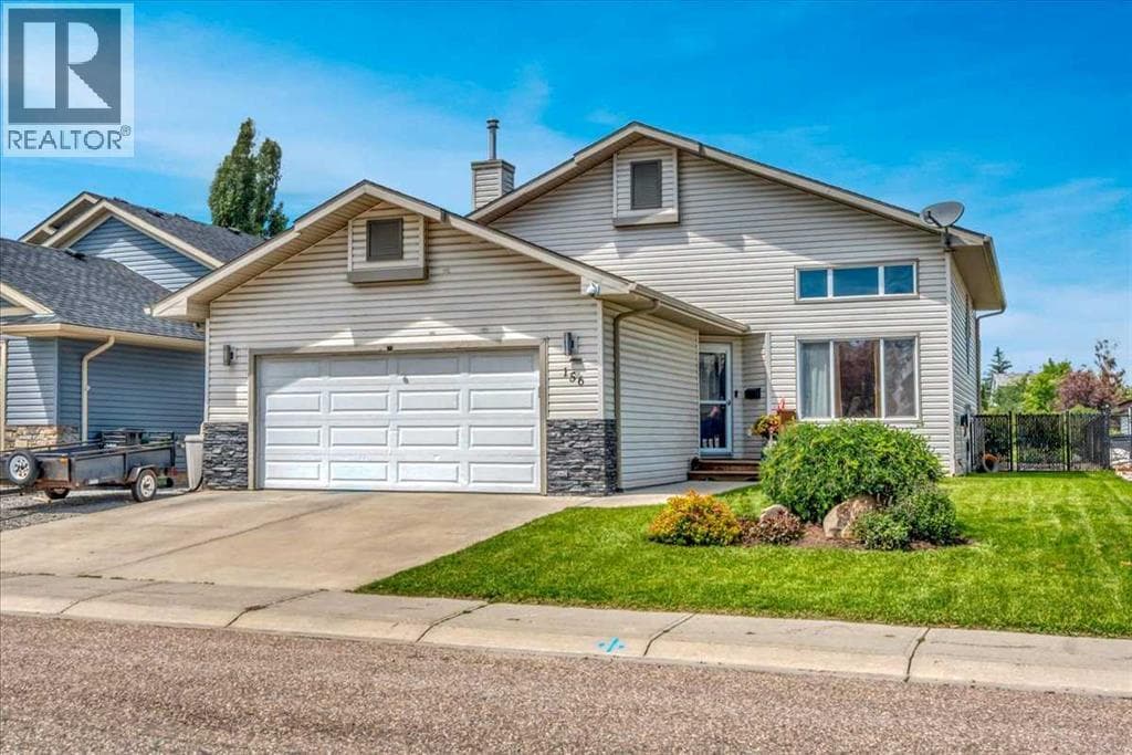 156 Aspen Creek Crescent
