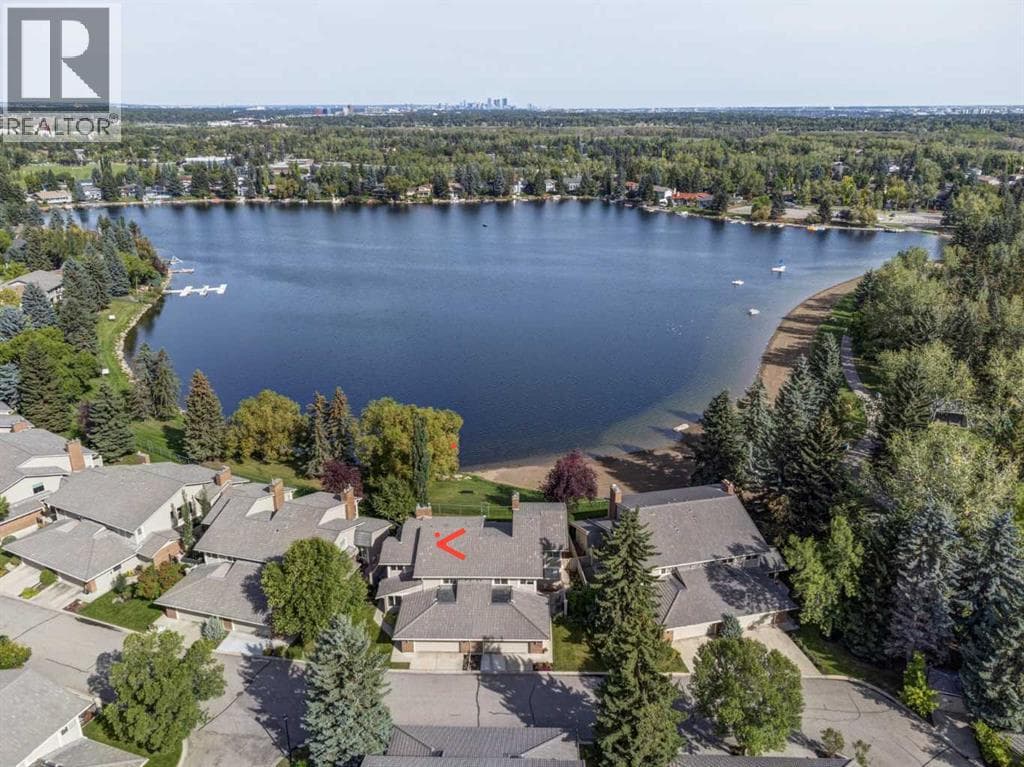 231, 20 Midpark Crescent SE