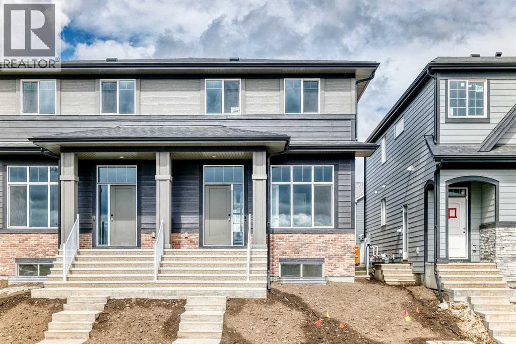 1368 Mahogany Boulevard SE
