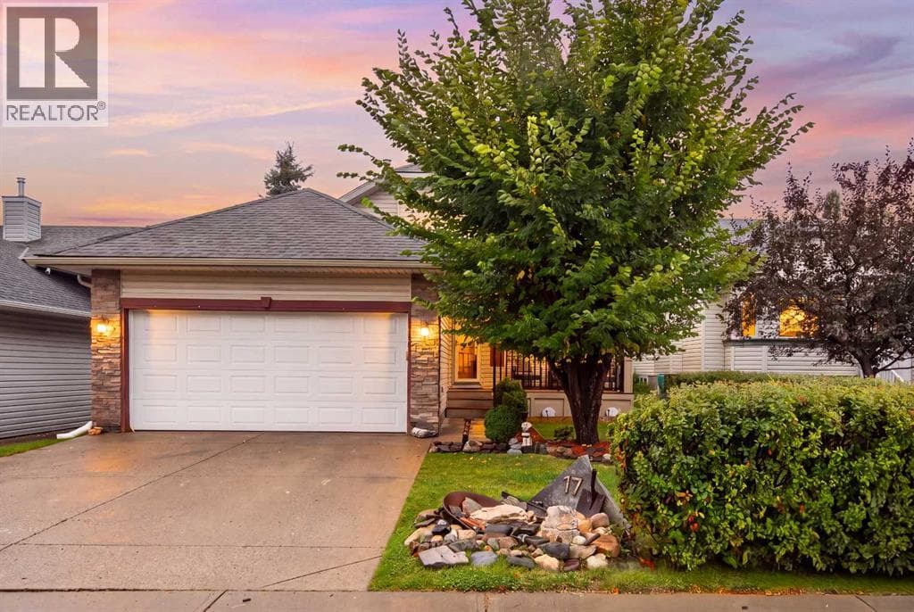 17 Westfall Crescent