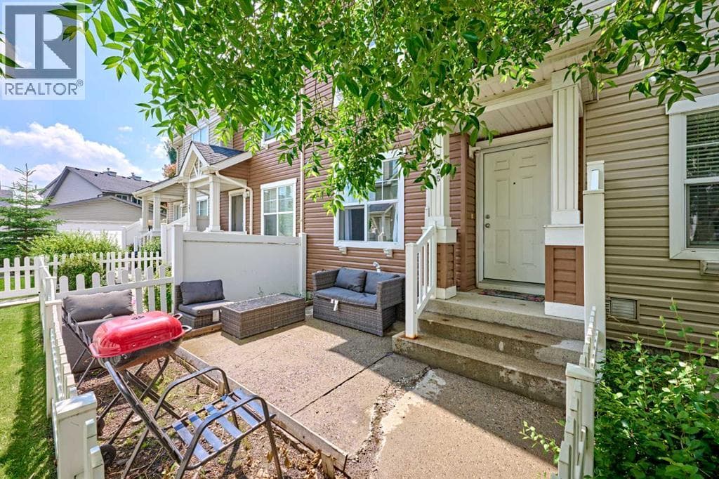 225 ELGIN Gardens SE