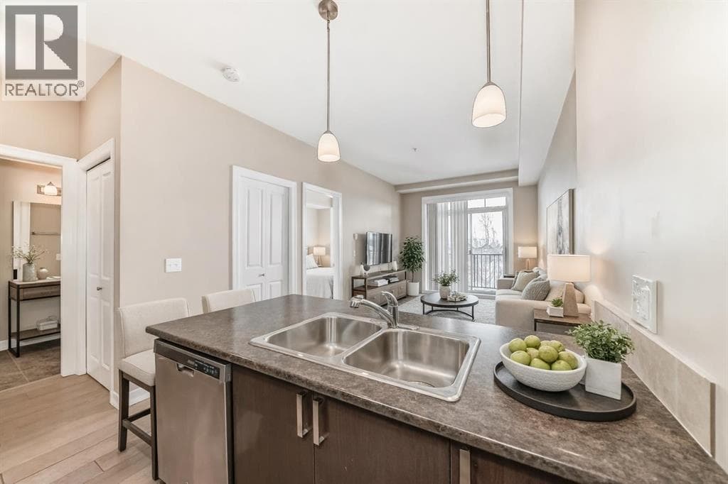 311, 117 Copperpond Common SE