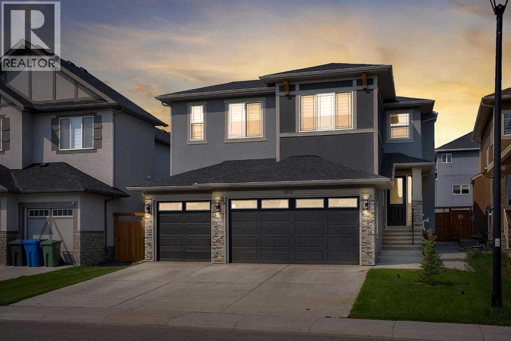 202 Kinniburgh Crescent