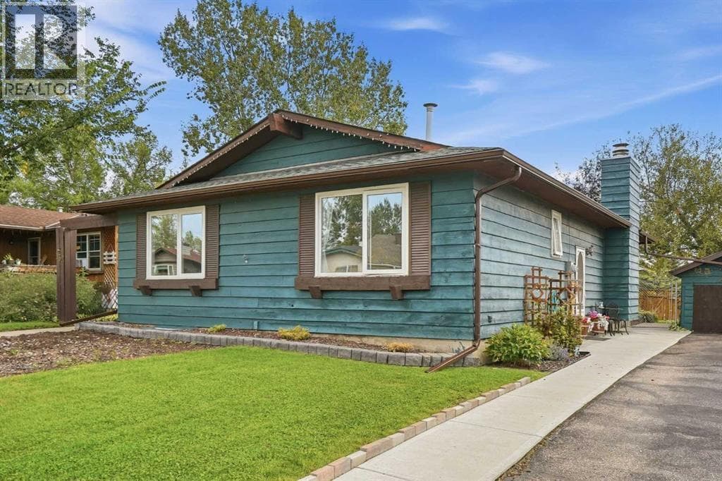 132 Hodson Crescent