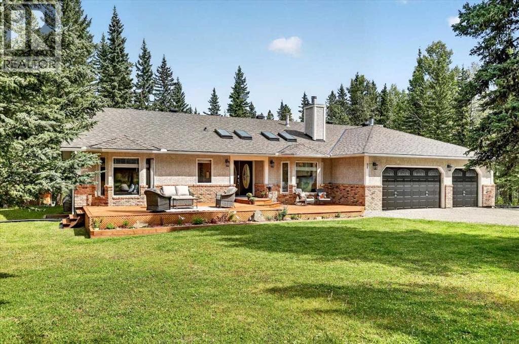 348 Wild Rose Close