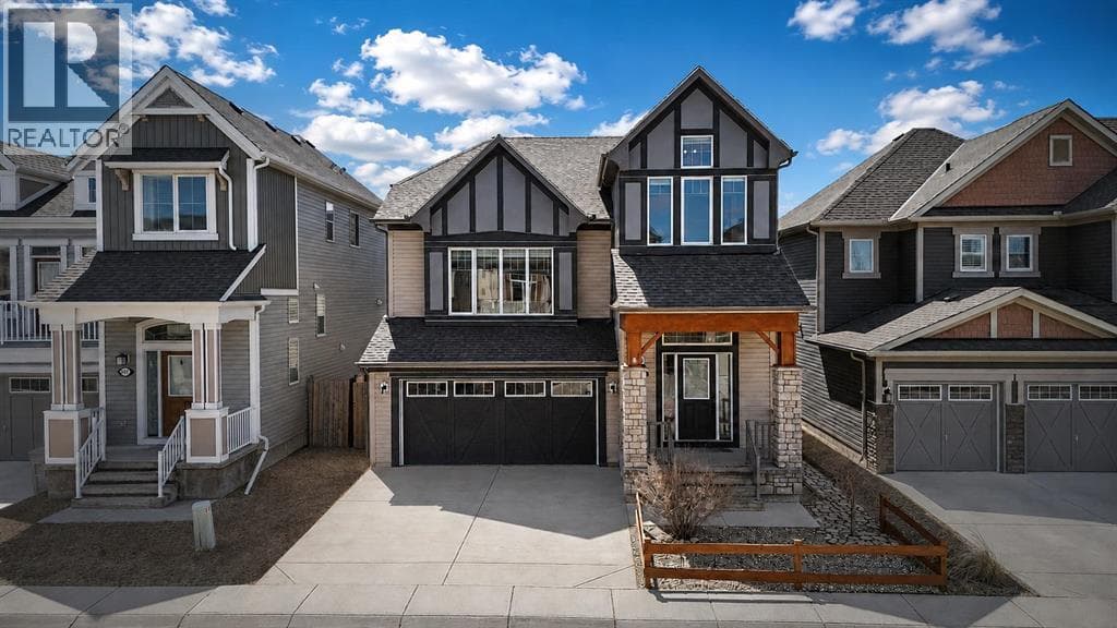 507 Windbrook Heights SW