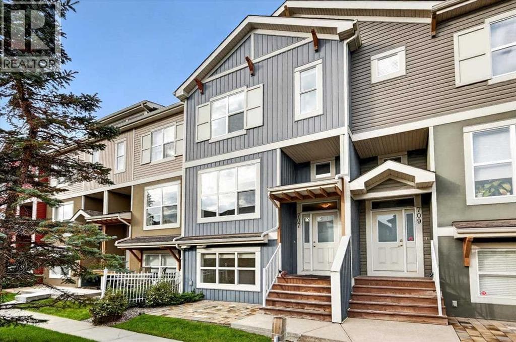 707, 10 Auburn Bay Avenue SE