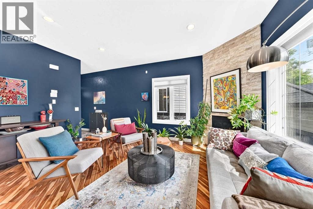 3, 309 15 Avenue NE