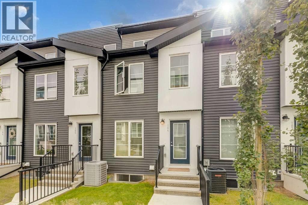 104, 474 Seton Circle SE