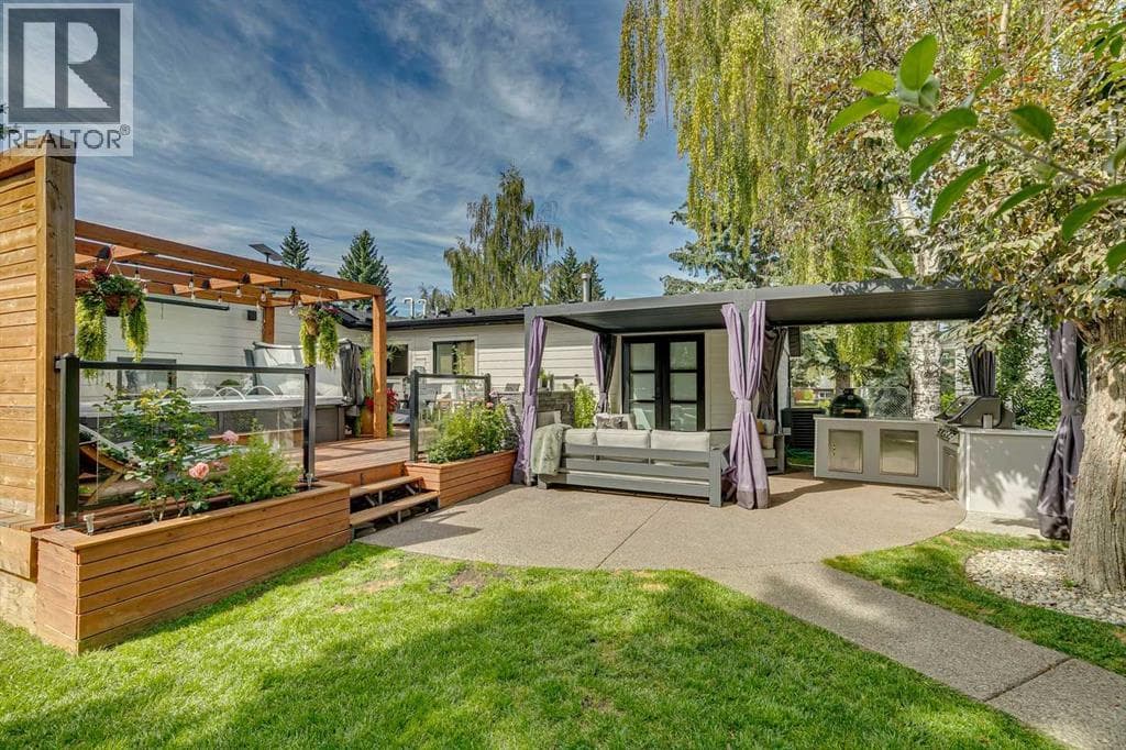 320 Braniff Place SW