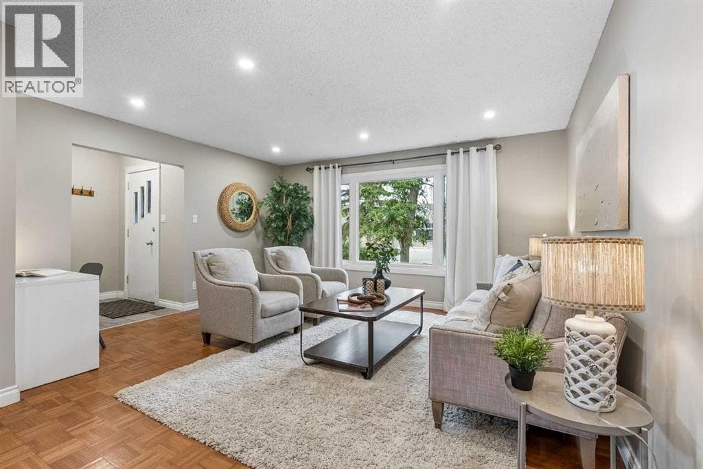 35 Dovercliffe Way SE