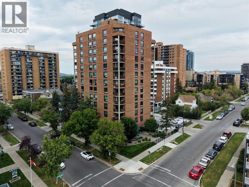 220, 1304 15 Avenue SW