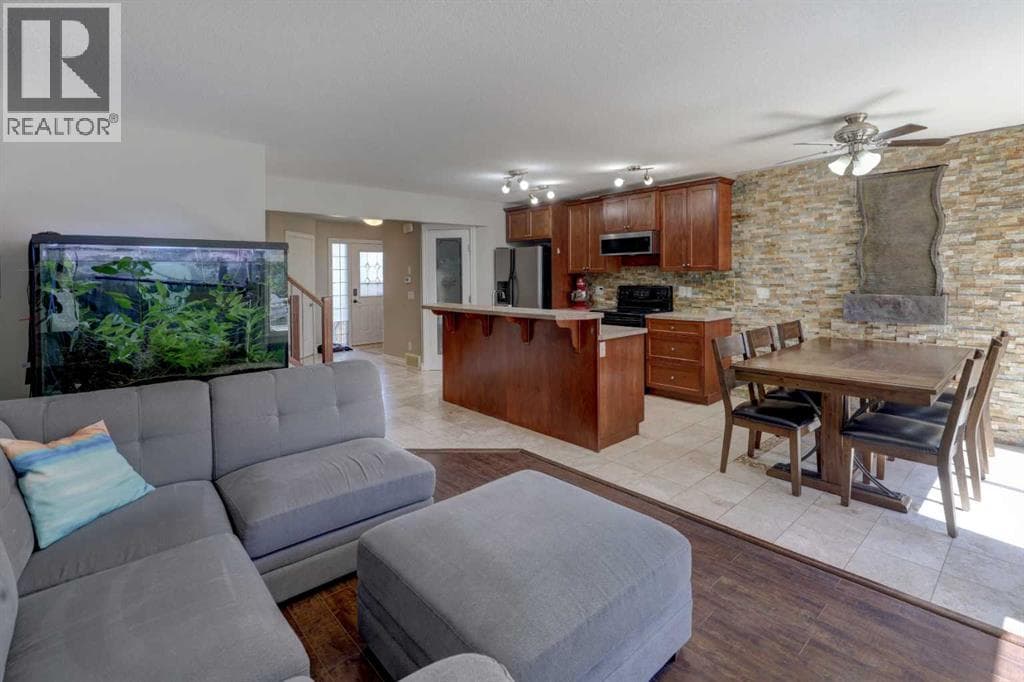 15 Parklane Drive