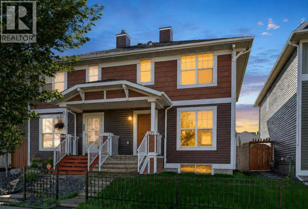 577 Auburn Bay Avenue SE