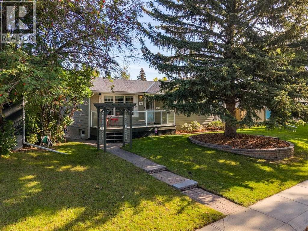 48 Butler Crescent NW