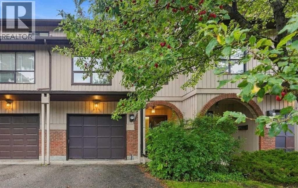 52 Canterbury Gardens SW